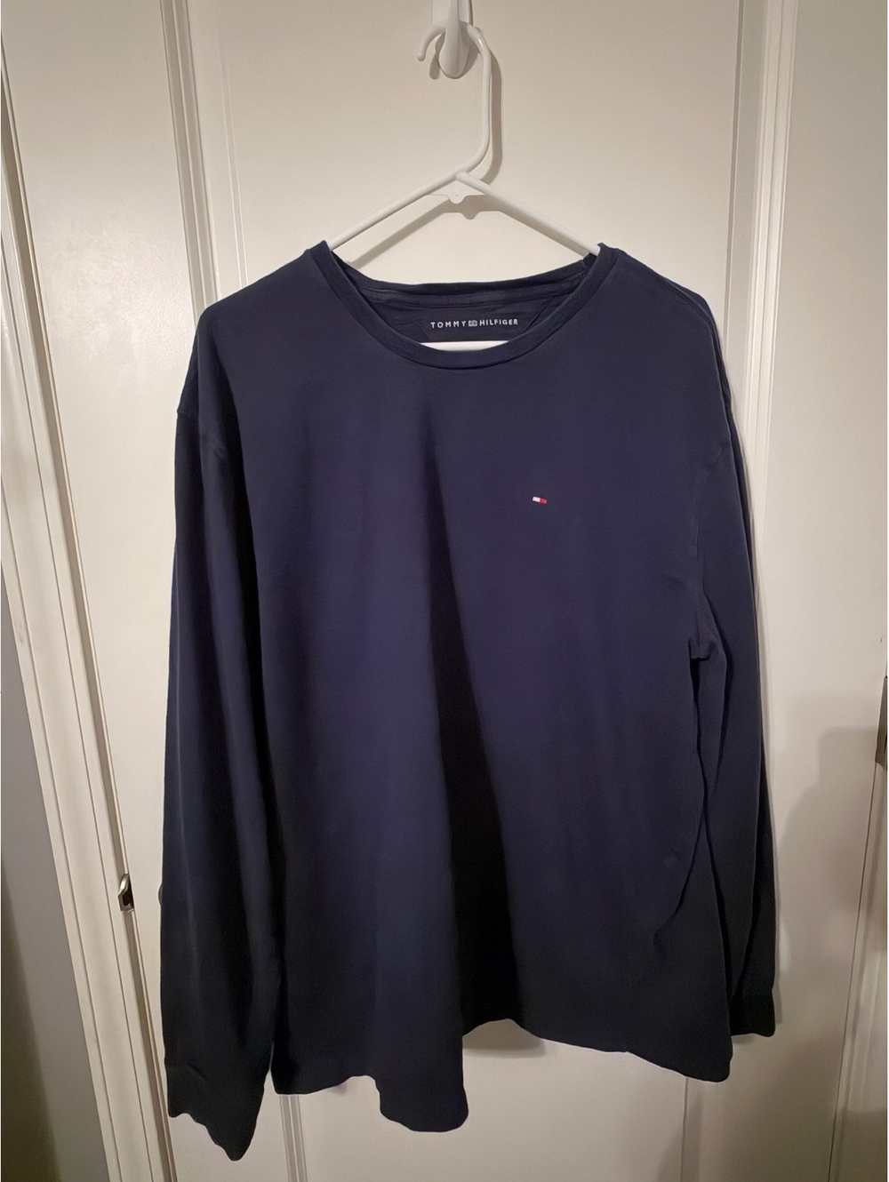 Tommy Hilfiger Men's Navy Blue Long Sleeve Crew Neck Shirt XL